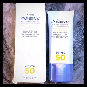 NIB Avon 1.7 fl oz Hydra Fusion Daily BeautySPF 50